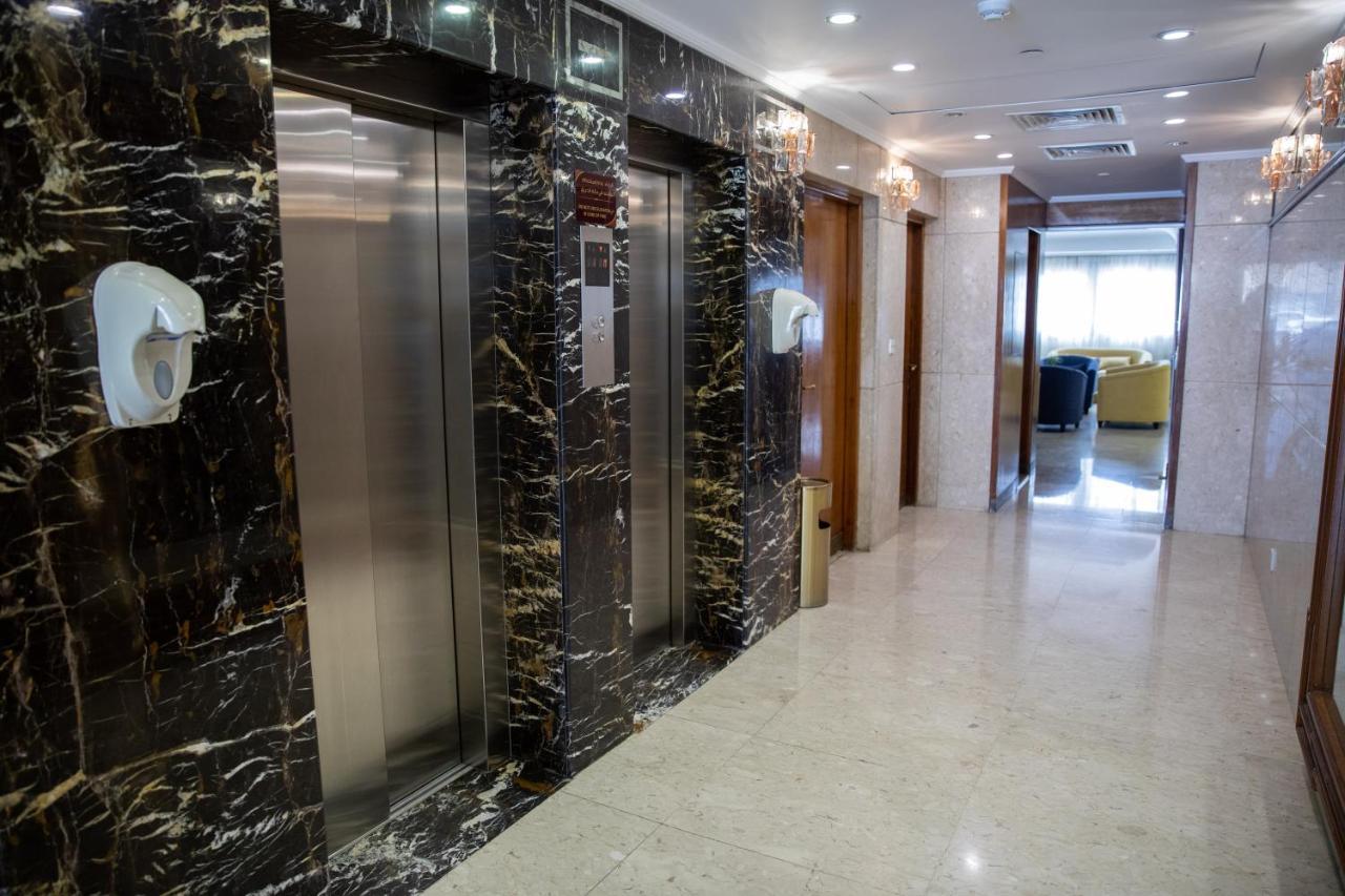 Al Hyatt Jeddah Continental Hotel Bagian luar foto
