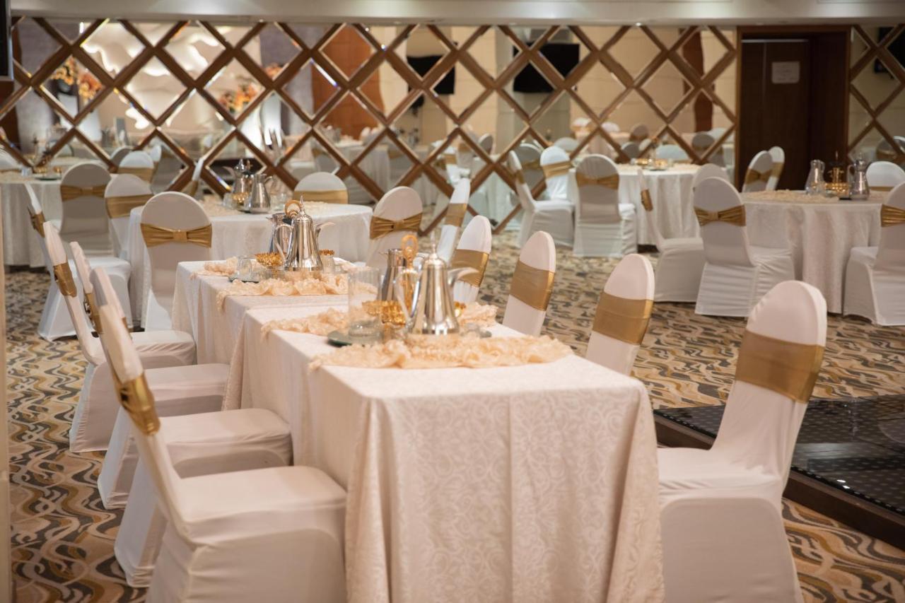 Al Hyatt Jeddah Continental Hotel Bagian luar foto
