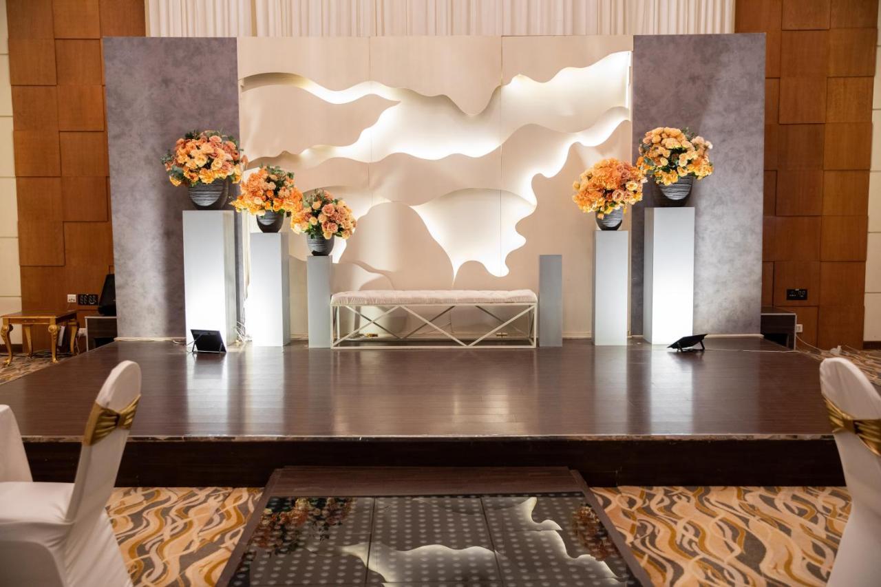 Al Hyatt Jeddah Continental Hotel Bagian luar foto
