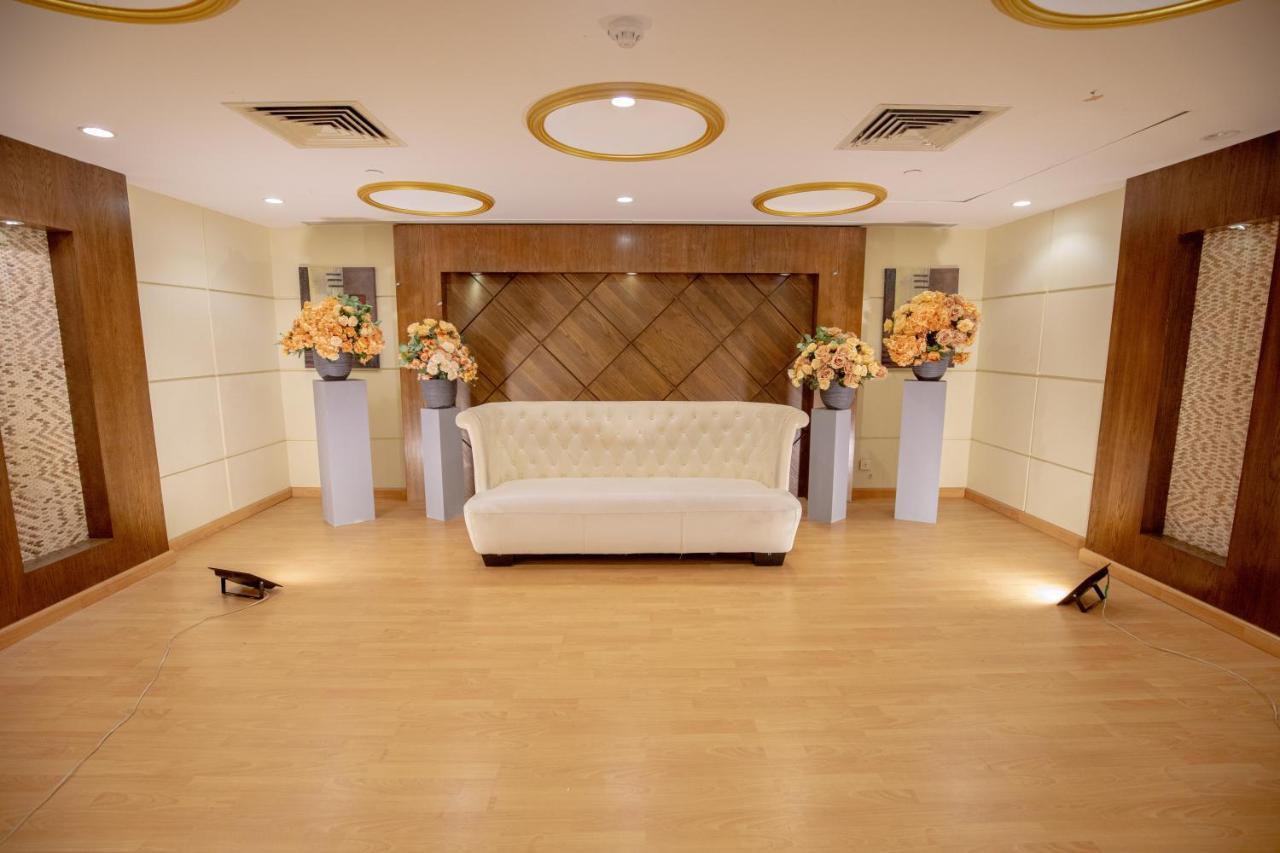 Al Hyatt Jeddah Continental Hotel Bagian luar foto