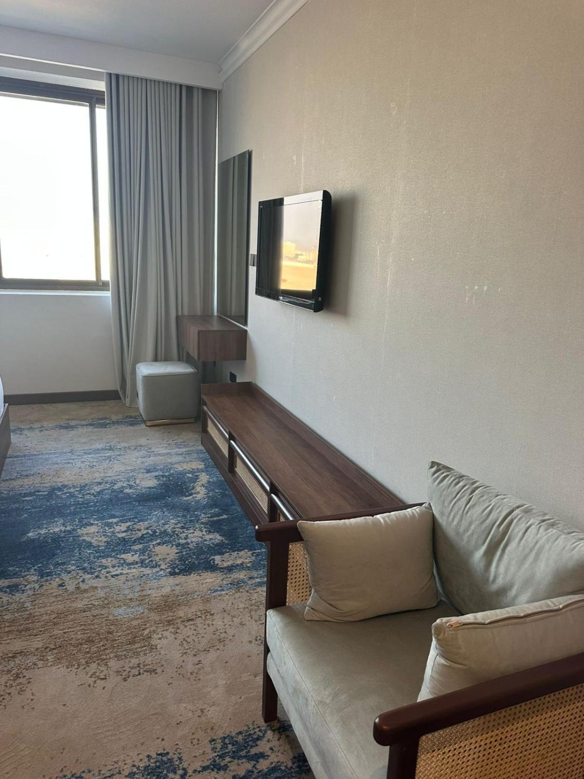 Al Hyatt Jeddah Continental Hotel Bagian luar foto