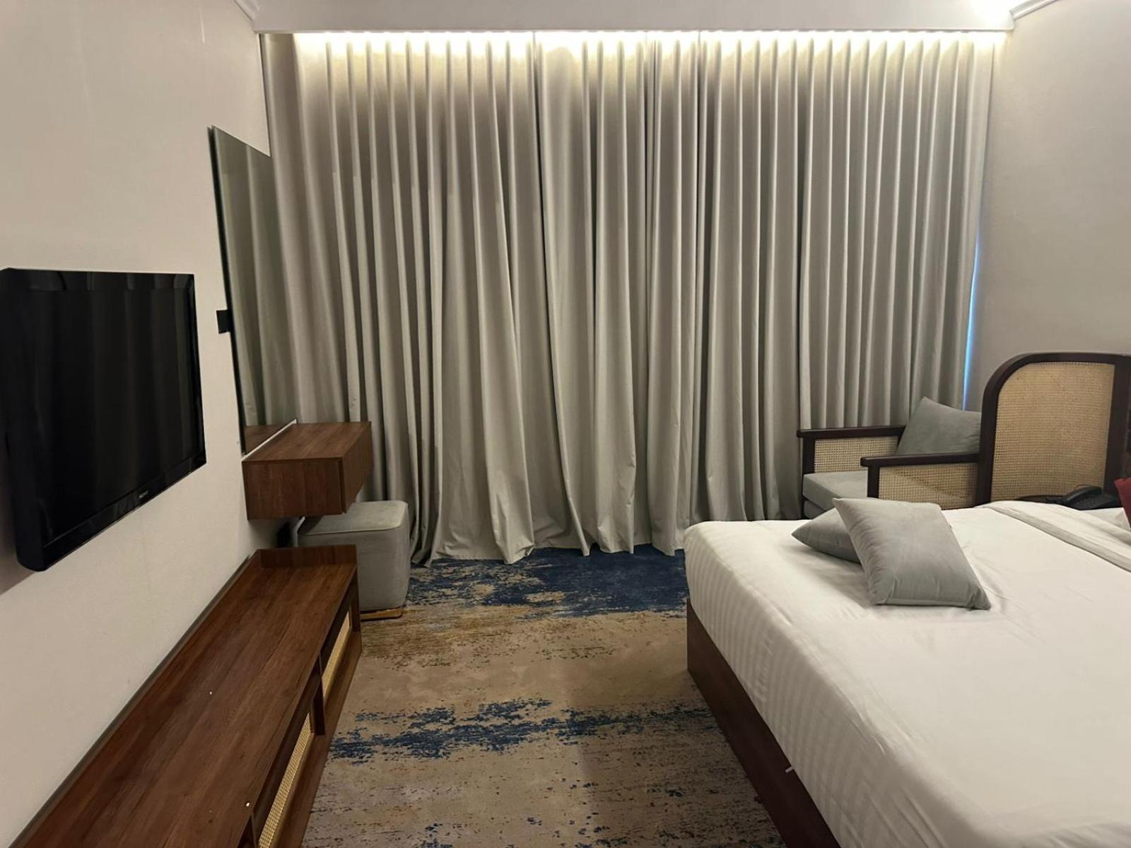 Al Hyatt Jeddah Continental Hotel Bagian luar foto