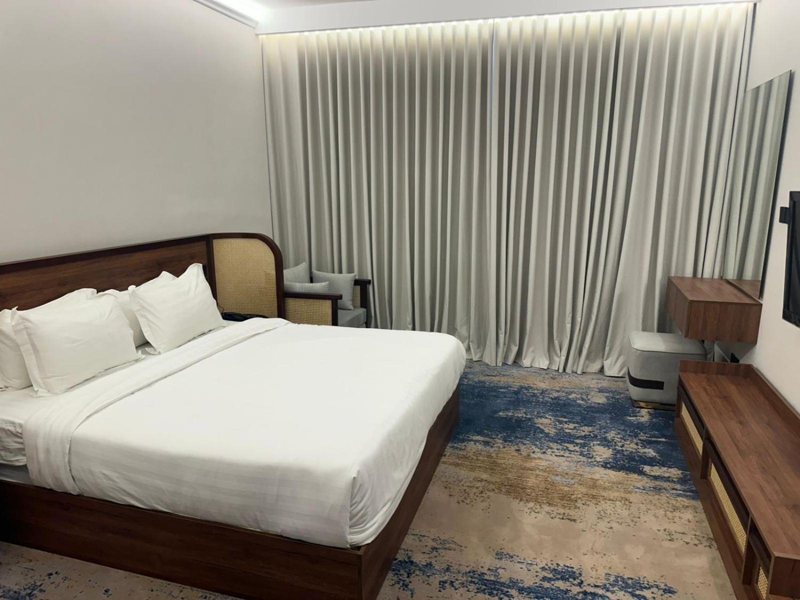 Al Hyatt Jeddah Continental Hotel Bagian luar foto